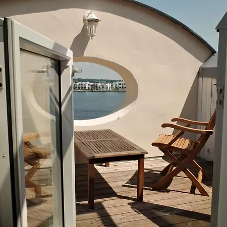 Apartment Seeblick-dachgeschoss In Historischer Zentral 4 Pax *