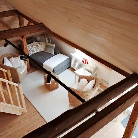 Apartment Seeblick-dachgeschoss In Historischer Zentral 4 Pax Schwerin (Mecklenburg-Vorpommern)