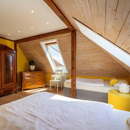 Lägenhet Seeblick-dachgeschoss In Historischer Zentral 4 Pax Schwerin (Mecklenburg-Vorpommern)