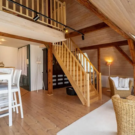 Lägenhet Seeblick-dachgeschoss In Historischer Zentral 4 Pax Schwerin (Mecklenburg-Vorpommern)