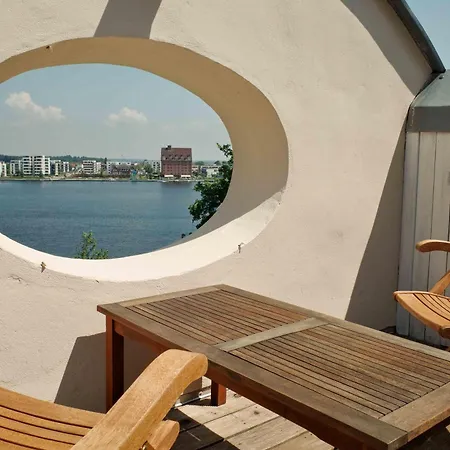 Lägenhet Seeblick-dachgeschoss In Historischer Zentral 4 Pax *