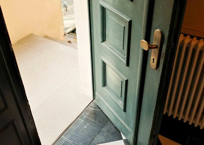 Seeblick-dachgeschoss In Historischer Zentral 4 Pax Apartman