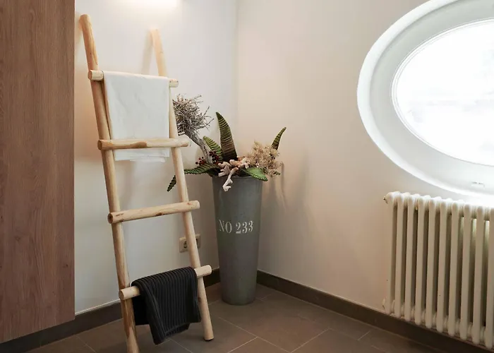 Seeblick-dachgeschoss In Historischer Zentral 4 Pax Apartman *