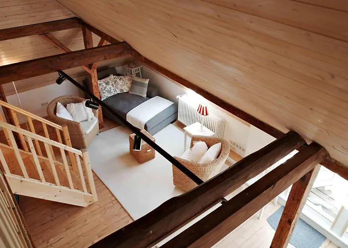 Apartman Seeblick-dachgeschoss In Historischer Zentral 4 Pax Schwerin