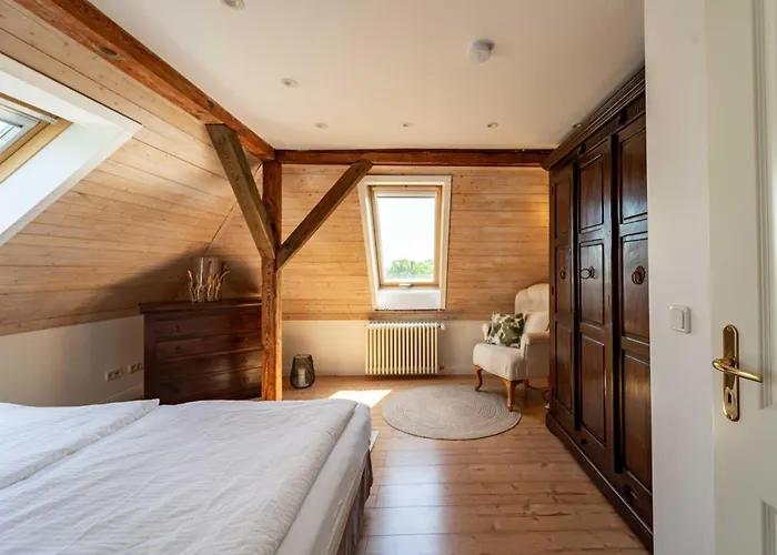 Apartment Seeblick-dachgeschoss In Historischer Zentral 4 Pax *