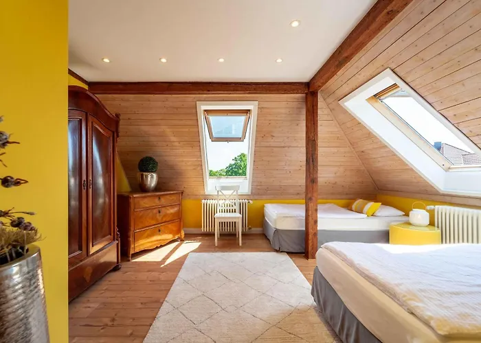 Seeblick-dachgeschoss In Historischer Zentral 4 Pax Apartman