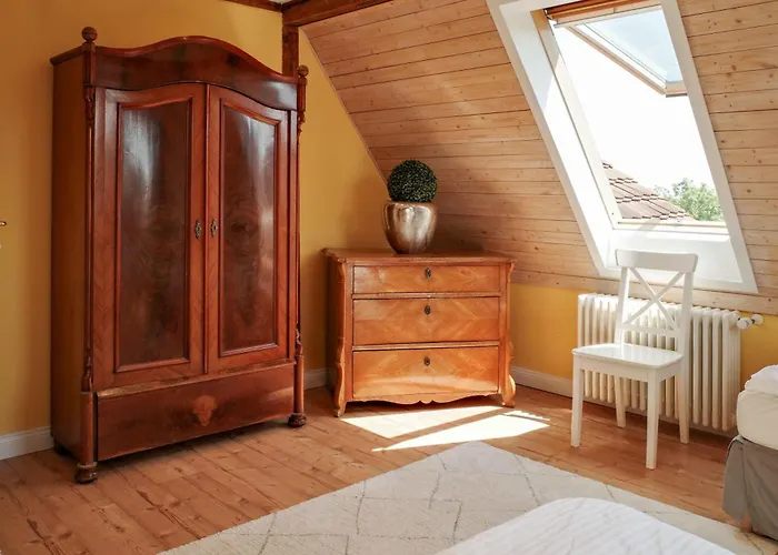 Seeblick-dachgeschoss In Historischer Zentral 4 Pax * Schwerin