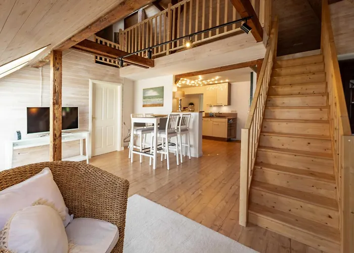 Apartman Seeblick-dachgeschoss In Historischer Zentral 4 Pax